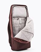 Batoh Aevor Daypack, Raw Ruby