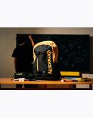 Batoh Meatfly Basejumper, Camel/Black, 22 L